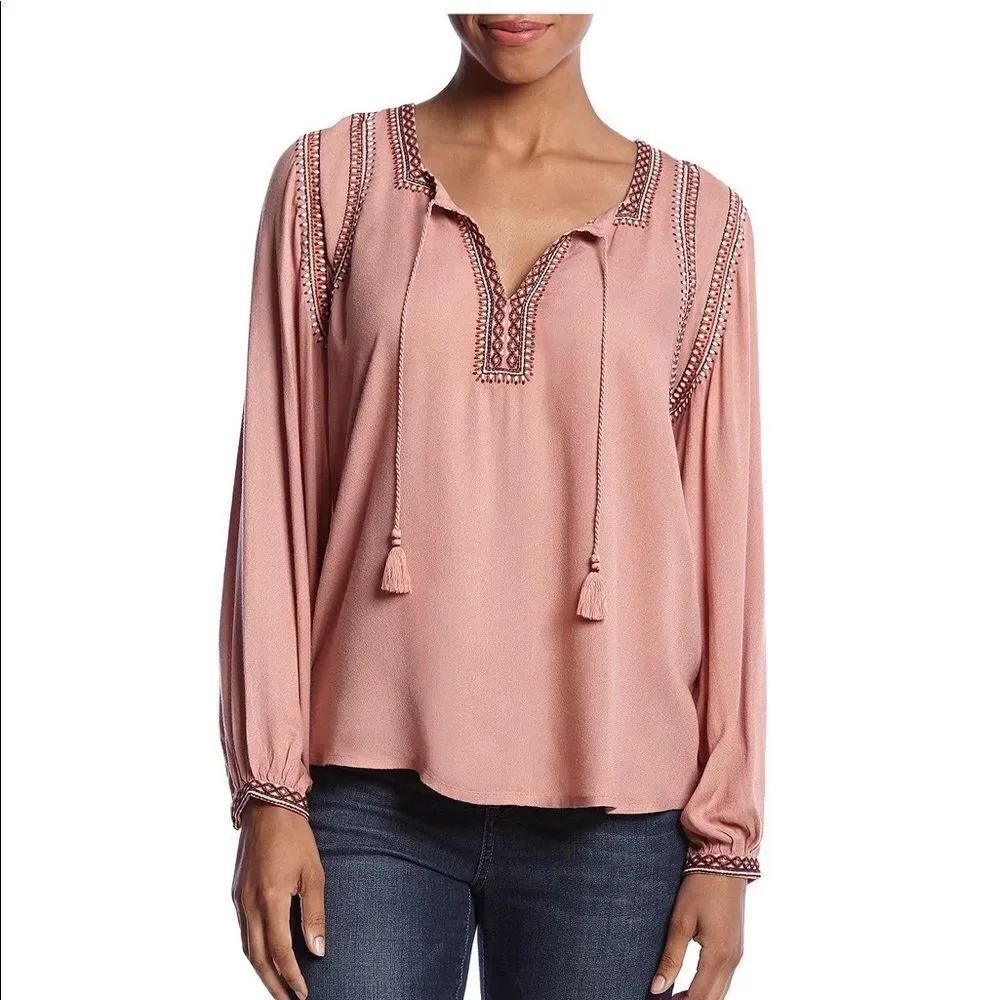 ✨ Lucky Brand® Embellished Peasant Top✨